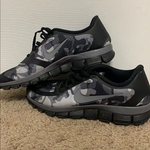 Camouflage Nike Free 5.0